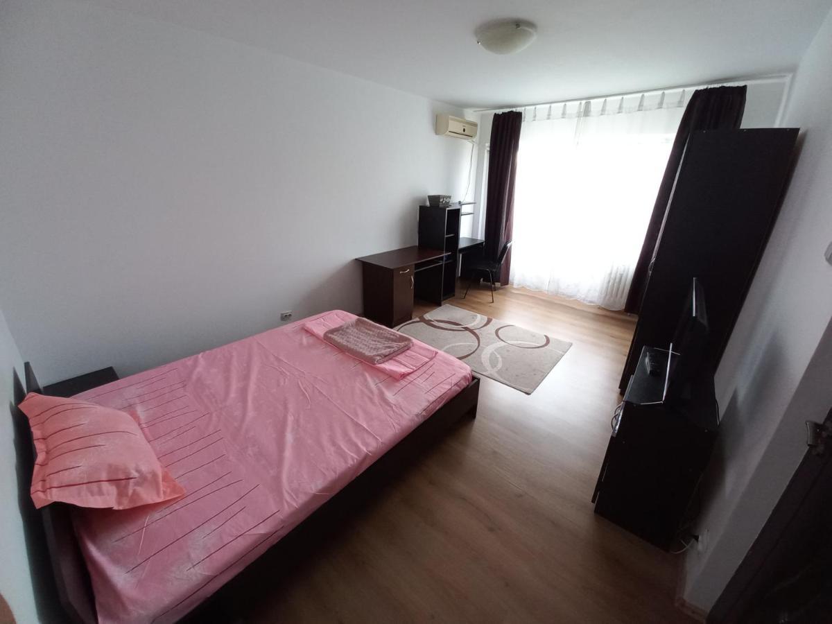 Studio Gorjului Bukarest Kültér fotó