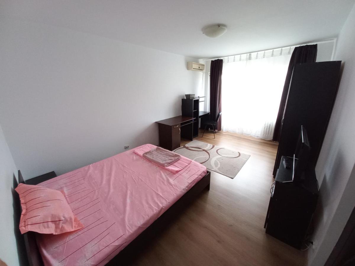 Studio Gorjului Bukarest Kültér fotó